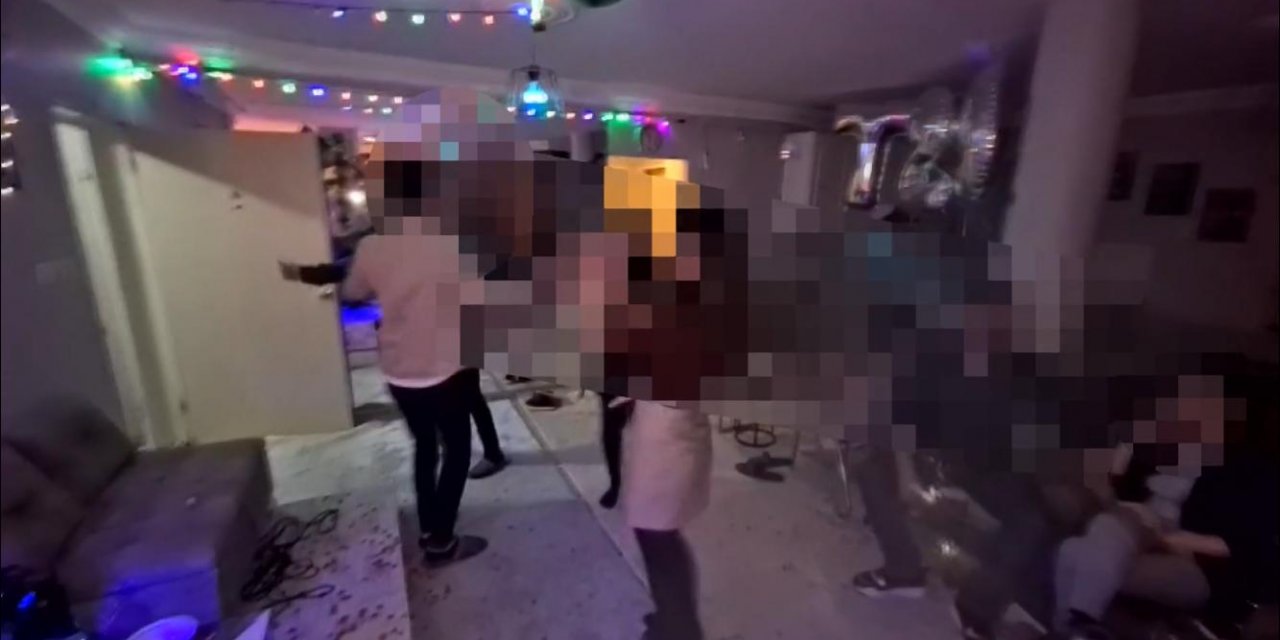 900 bin liralık rüşveti geri çeviren polisler ödüllendirildi