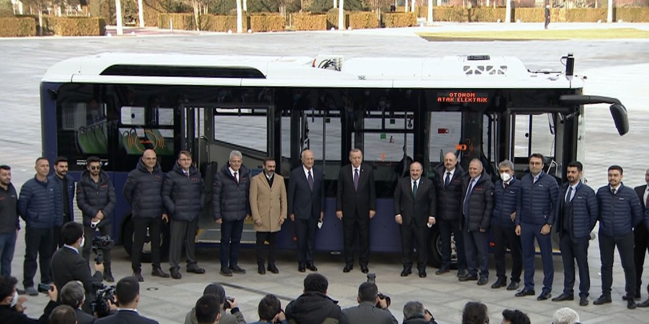 Elektrikli ve sürücüsüz otobüs 'Atak Electric' tanıtıldı