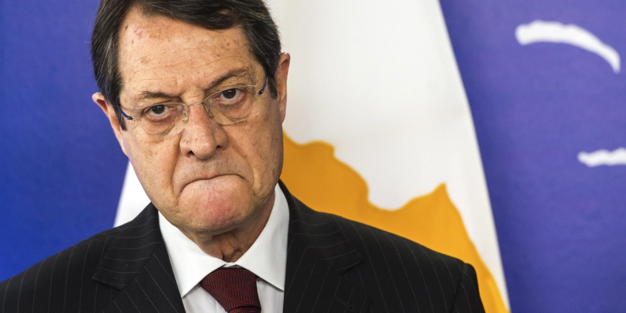 Rum lideri Anastasiadis 'altın pasaport' skandalıyla ilgili ilk kez ifade verecek