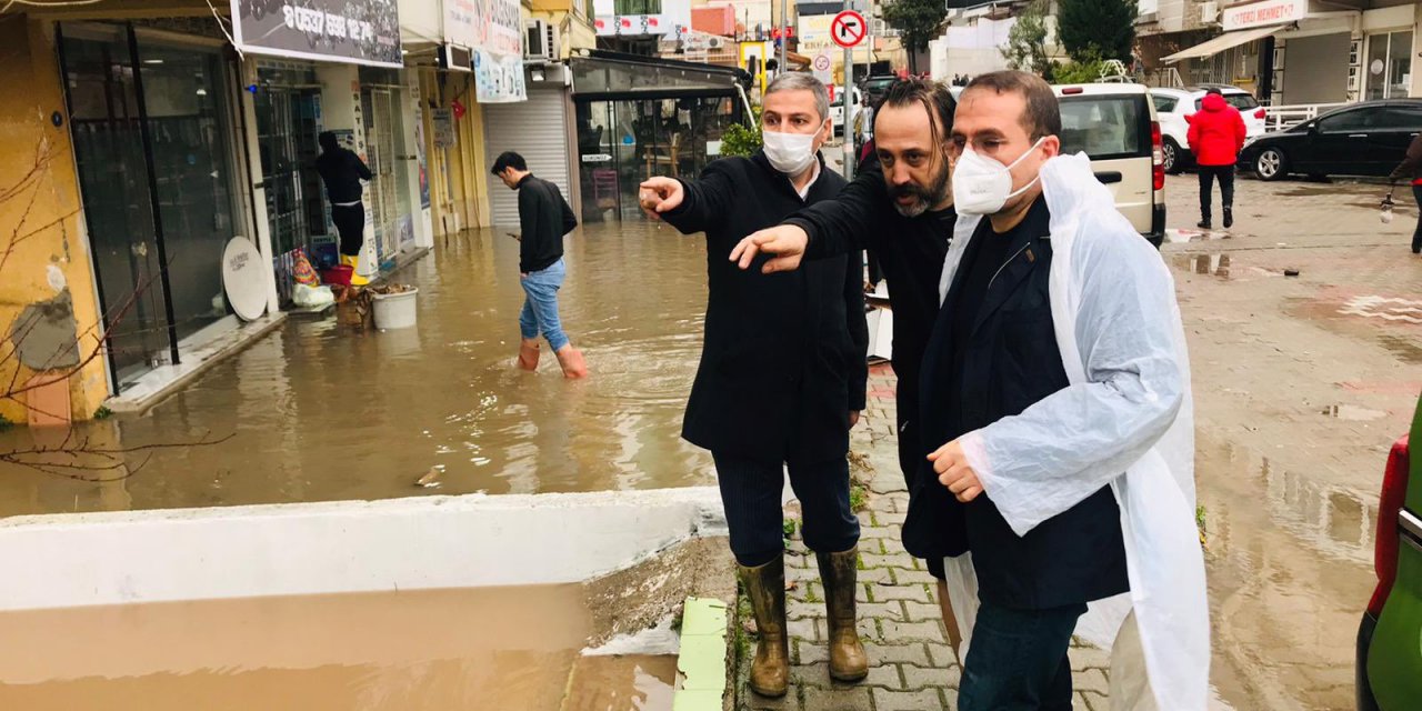 AK Parti heyeti sel felaketinin yaşandığı İzmir'de temaslarını sürdürdü