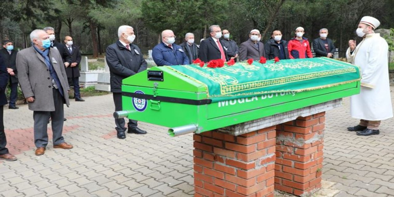 Şadan Gökovalı toprağa verildi