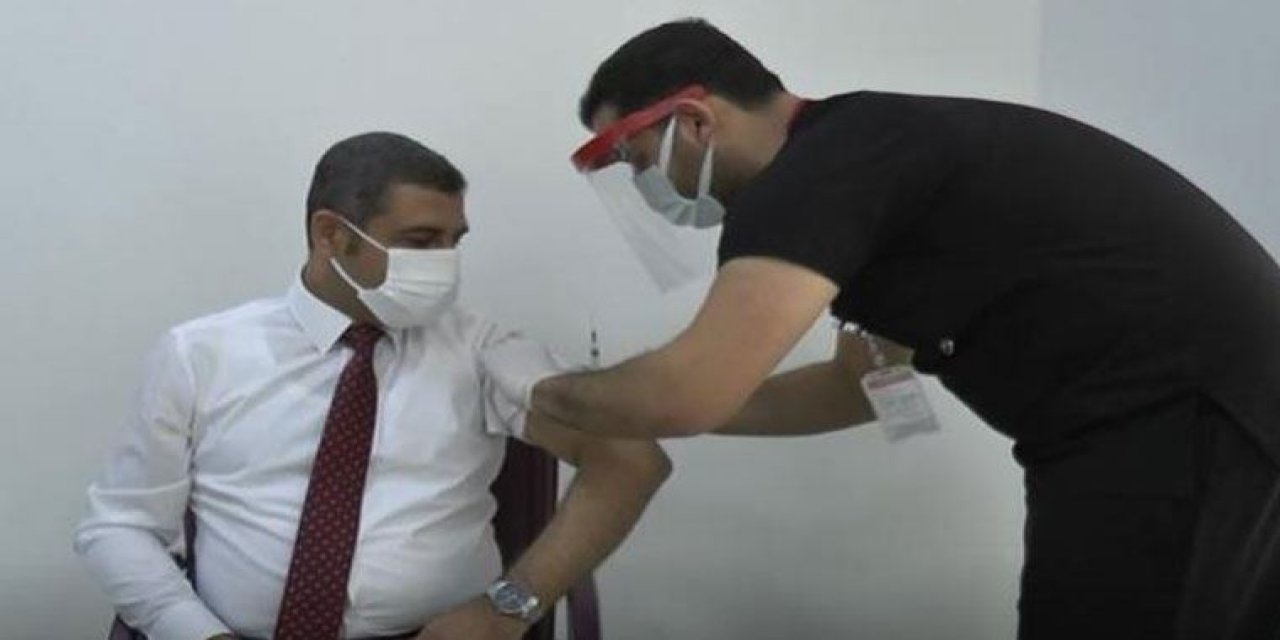 Aşı olan MHP'li vekil koronavirüse yakalandı!
