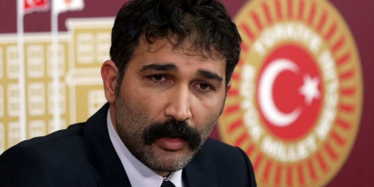Kadıköy'de polisin sert müdahalesine maruz kalmıştı... Barış Atay'dan AKP'li vekile "çeyrek devrimci" yanıtı: Boş yapma yani tam porsiyon AKPli!