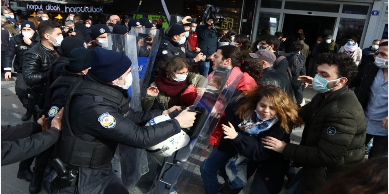 "Ağrıdan uyuyamadık" Sert müdahale ile gözaltına alınıp serbest bırakılan Boğaziçili öğrenciler konuştu!