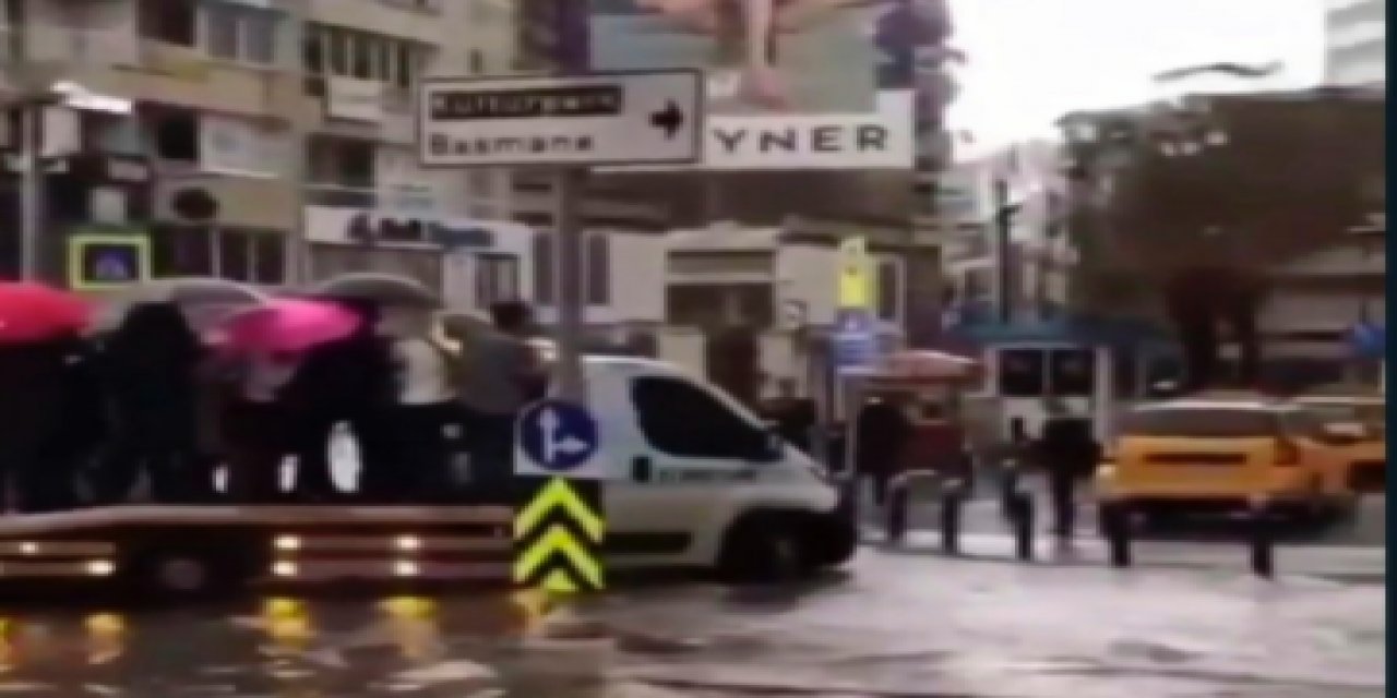 AKP'li belediyeden skandal paylaşım! 2 kişinin hayatını kaybettiği İzmir'deki sel felaketiyle dalga geçti!