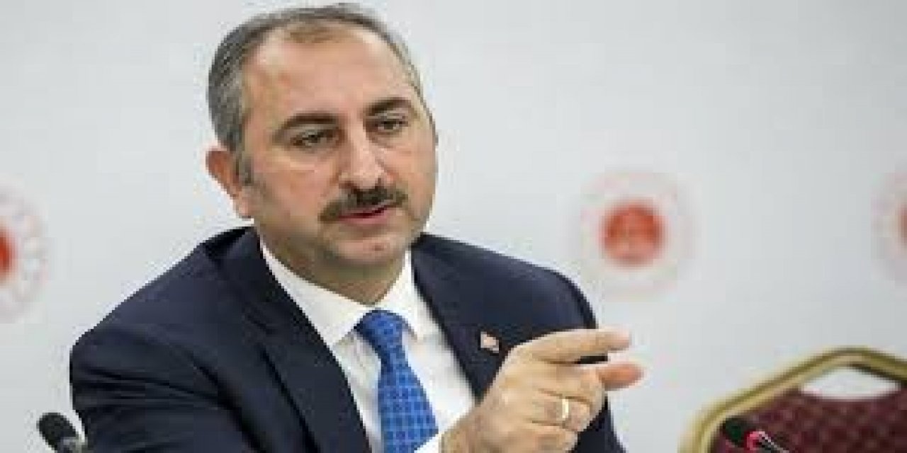 Adalet Bakanı Gül'den "yeni anayasa" açıklaması! "Darbe anayasası" vurgusu yaptı ve...