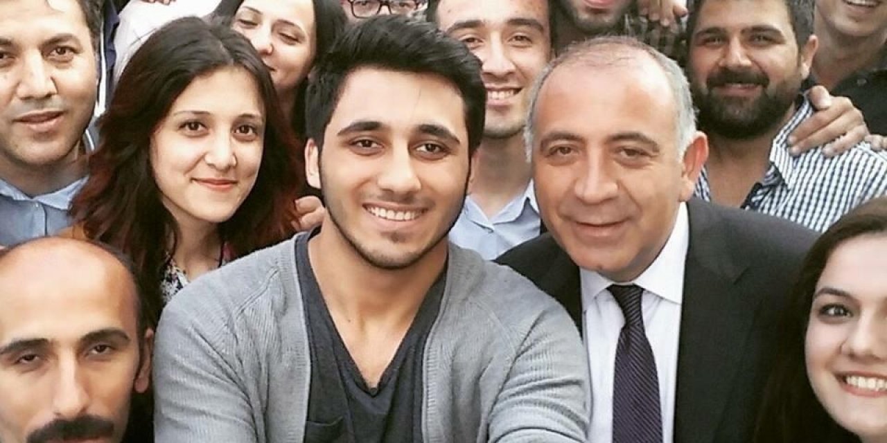 CHP İstanbul Milletvekili Gürsel Tekin Z kuşağı raporunu açıkladı.