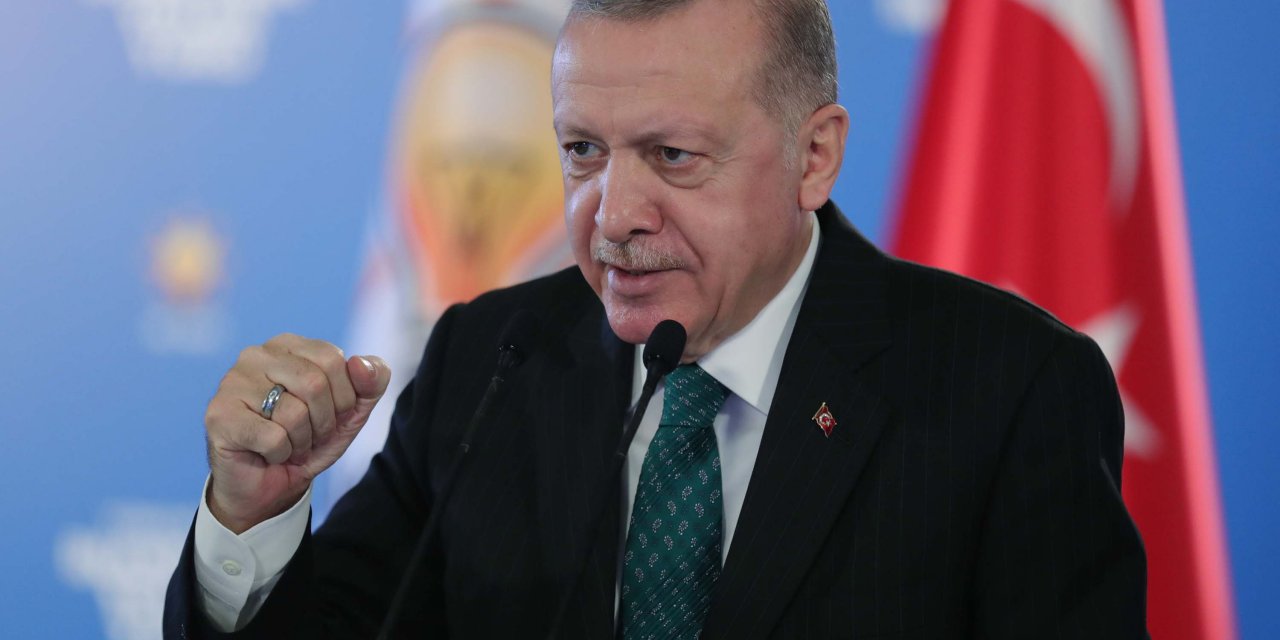 Erdoğan'dan öğrencilere; 'TERÖRİST MİSİNİZ?' sorusu