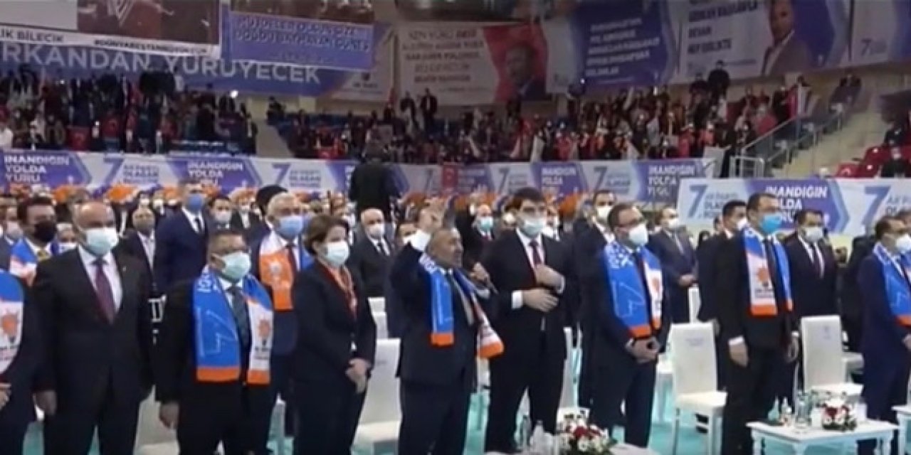 Sesi bastırmak için slogan: Erdoğan’ın canlı bağlandığı AKP Bilecik kongresinde küfür şoku!