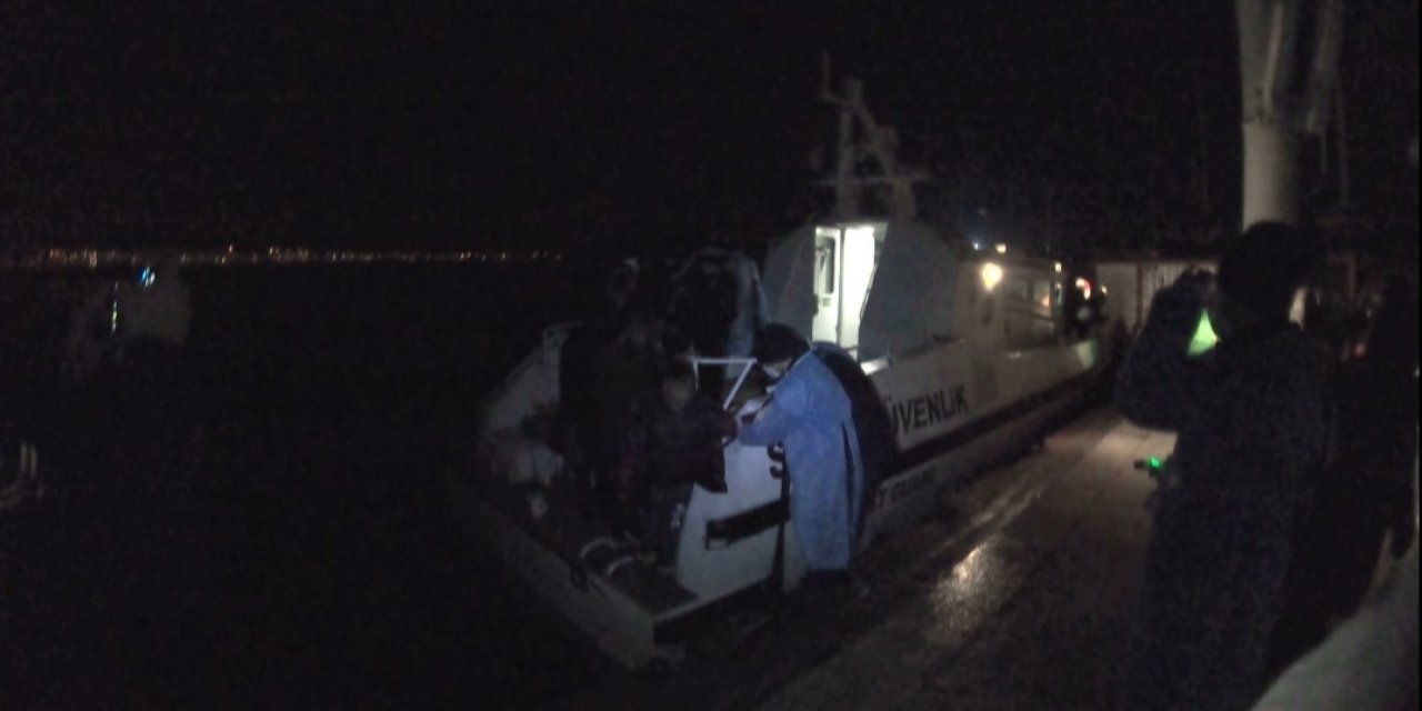 Balıkesir’de 38 kaçak göçmen kurtarıldı