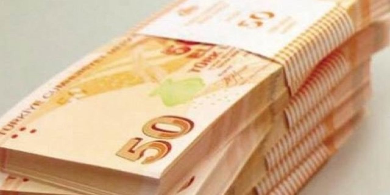 Bu büyüklükte bir para 83 milyon yurttaşa pandemi diye eşit biçimde dağıtılsa her bir kişiye 5 bin 107 lira 4 kişilik her aileye 20 bin 43 lira düşer.