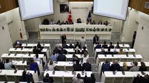 Konak Belediye Meclisi’nde  Cumhur İttifakı çatlağı!