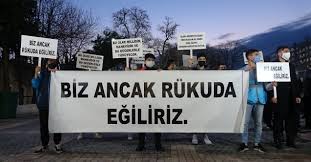 TÜGVA Boğaziçi öğrencilerine karşı eylem düzenledi, polis müdahale etmedi