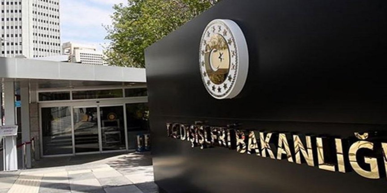 Apartmanın 8'inci katından düşen Ayşe Özgecan  hayatını kaybetti erkek arkadaşı gözaltında