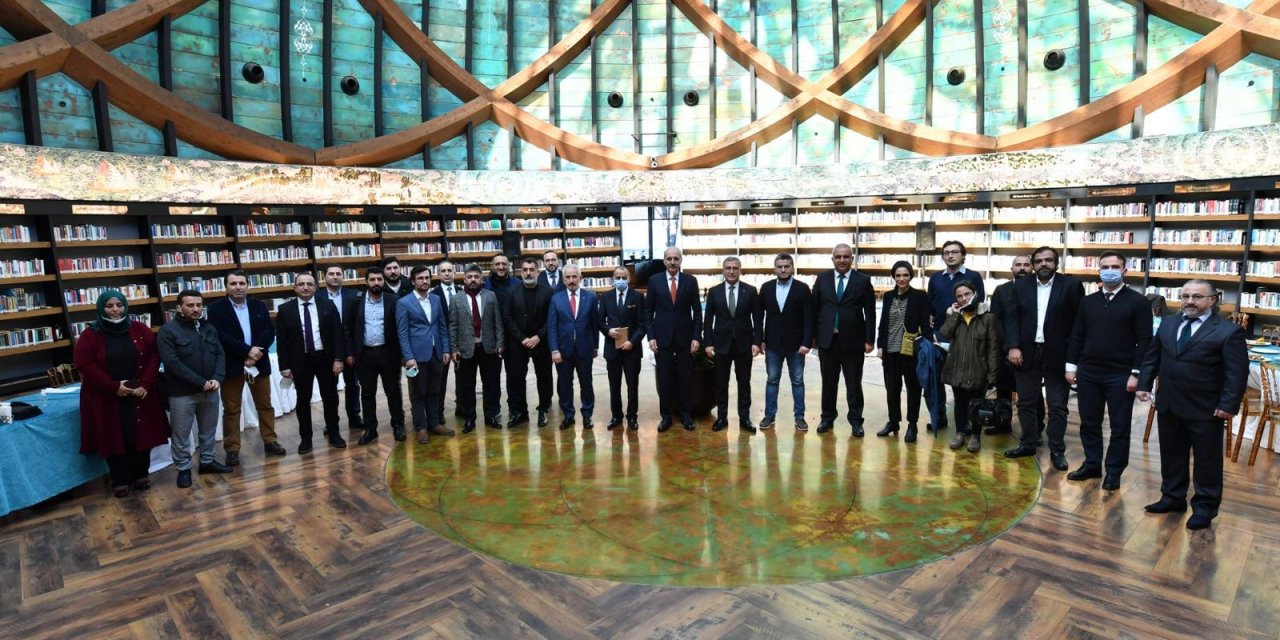 Numan Kurtulmuş: Anayasa tek başına Ak Parti'nin yapacağı bir şey değildir