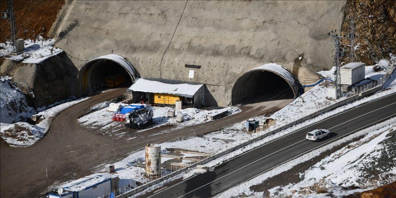 Vatandaşların cebinden müteahhitlere verilen paralar onlarca milyon lira,  iş 19 bin liraysa   ödenen 17 milyon lira