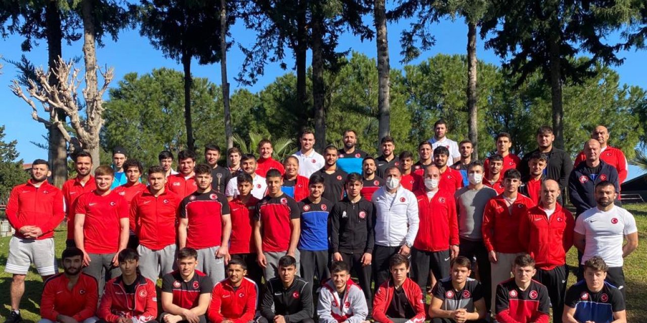 Milli judocular 13 ülke takımı ile Antalya'da ortak kampa girdi 