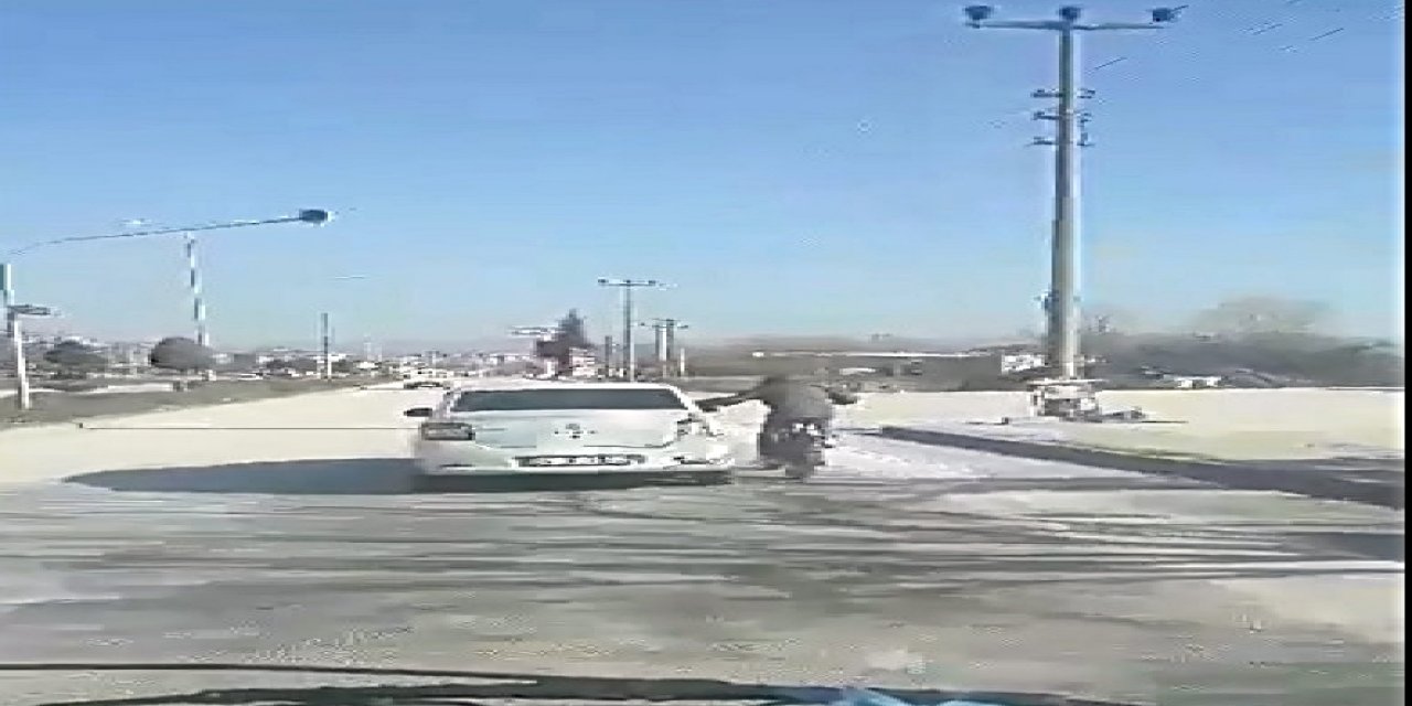 Motosiklet sürücüsünün tehlikeli yolculuğu
