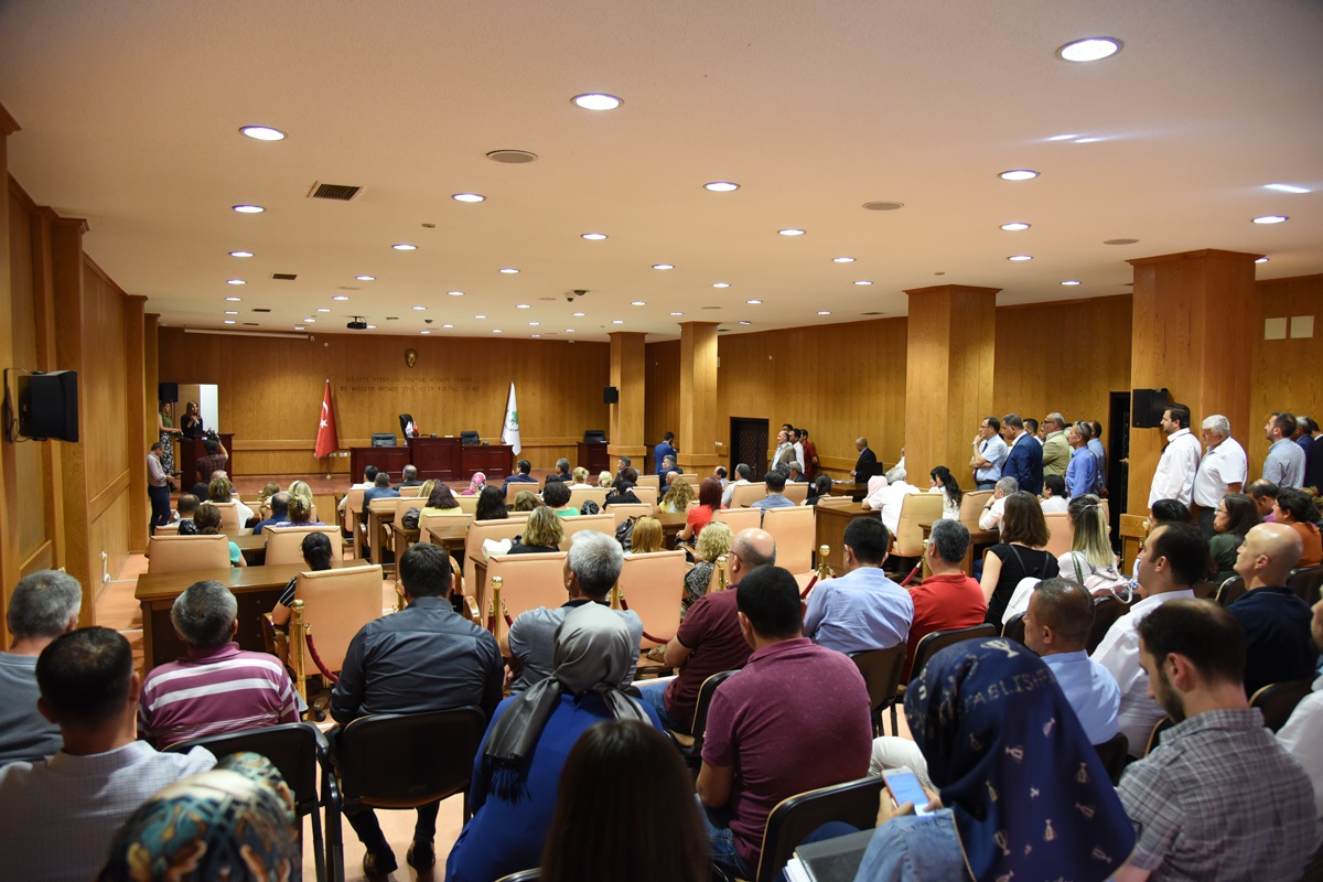 Mamak Belediyesi'nde taciz iddiası: AKP'li başkan Meclis’i terk etti
