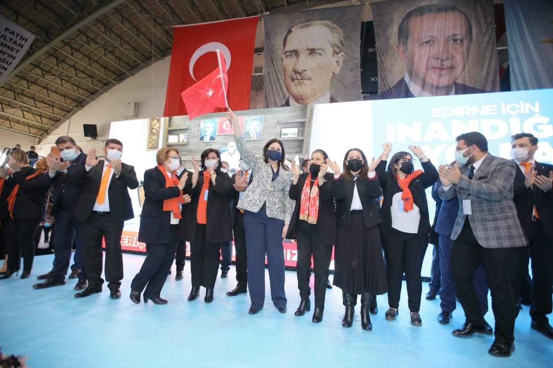 İYİ Partili Hüseyin Erbay'dan iddia:  Edirne'de AKP kongresine katılan 47 kişinin testi pozitif çıktı