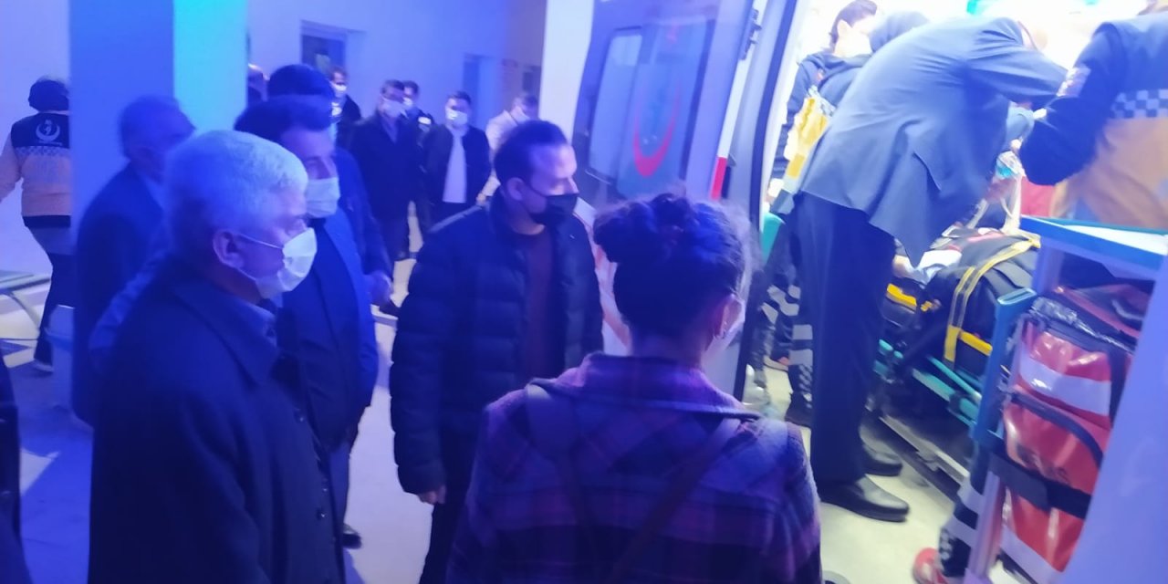 Milletvekili Yediyıldız ve oğlu, kazada yaralandı