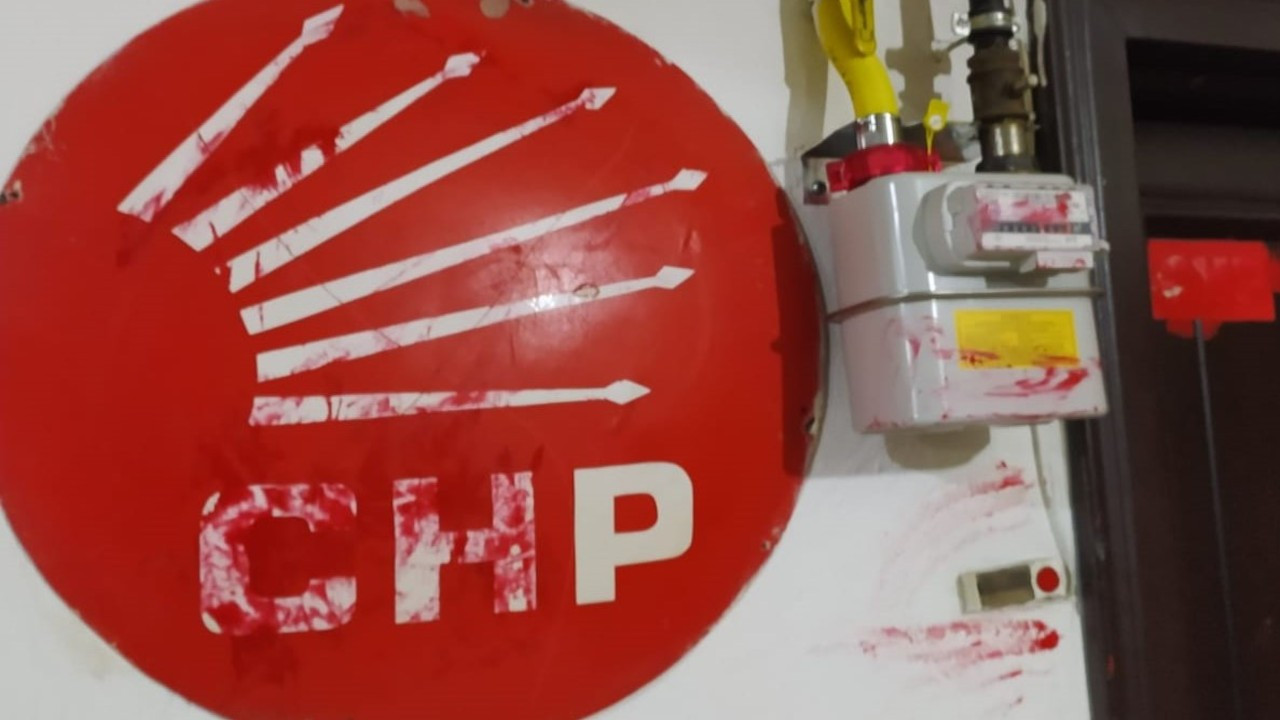 CHP binasına boyalı saldırı düzenleyen kişi yakalandı