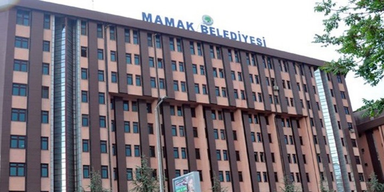 Mansur Yavaş'ı eleştirmek için belediye bütçesinden 59 bin lira harcamıştı... Kamu kaynaklarını çıkarları için kullanan AKP'li başkana suç duyurusu!