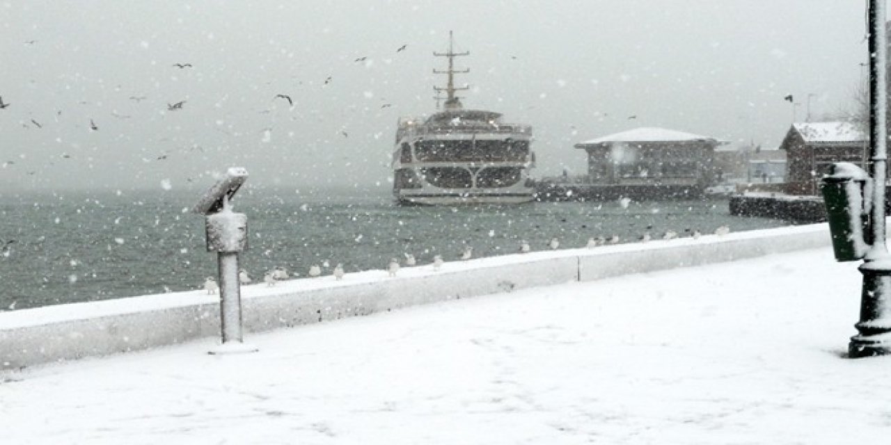 Sıcaklıklar bir gecede 15 derece birden düşecek! Meteoroloji tarih verdi! İstanbul'da kar yağışı için geri sayım başladı...