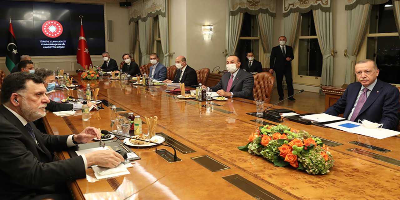 Cumhurbaşkanı Recep Tayyip Erdoğan, Libya Ulusal Mutabakat Hükümeti Başkanlığı Konseyi Başkanı Fayiz Es-Serrac ve beraberindeki heyeti kabul etti.