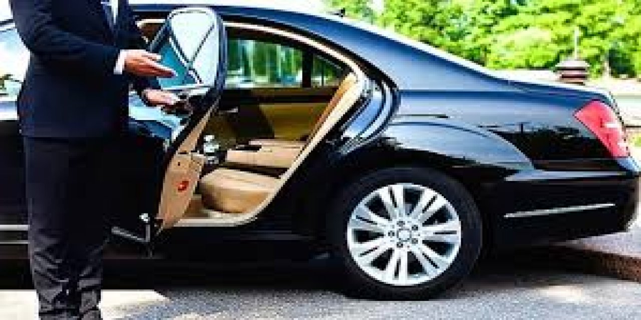 Sıfır kilometre... Isıtmalı koltuk... Yedi ileri vites... Meclis’e 69 lüks araç!