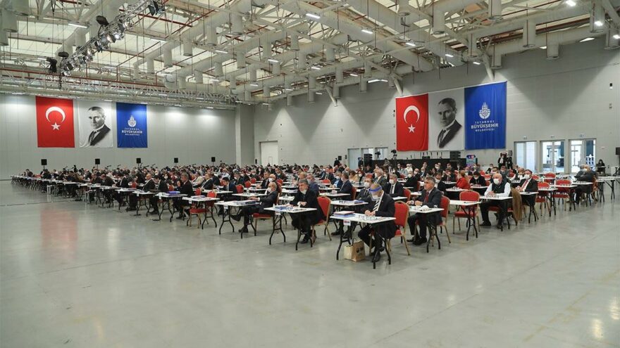 İBB Meclisi'nde 'tetikçi müfettiş' tartışması