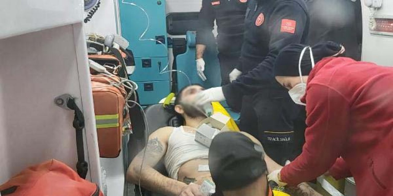Unutkanlık yüzünden az kalsın canından oluyordu... Namluda mermi unuttu, kendini vurdu!