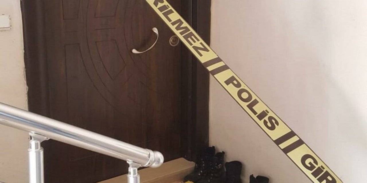Dehşete düşüren olay... Çocuklarının gözü önünde karısını boğazını kesti!