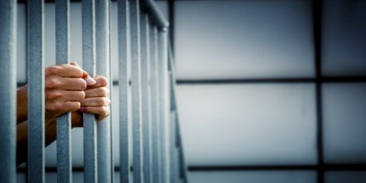 Cinsel saldırı 10 kat... Kaçakçılık 9 kat... Hırsızlık 7 kat... Cinayet 6 kat arttı!  Türkiye'de adeta suç patlaması yaşanıyor...