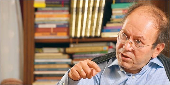 Yeni Şafak yazarı, AKP Hükümeti'ni sessiz kalmakla suçladı