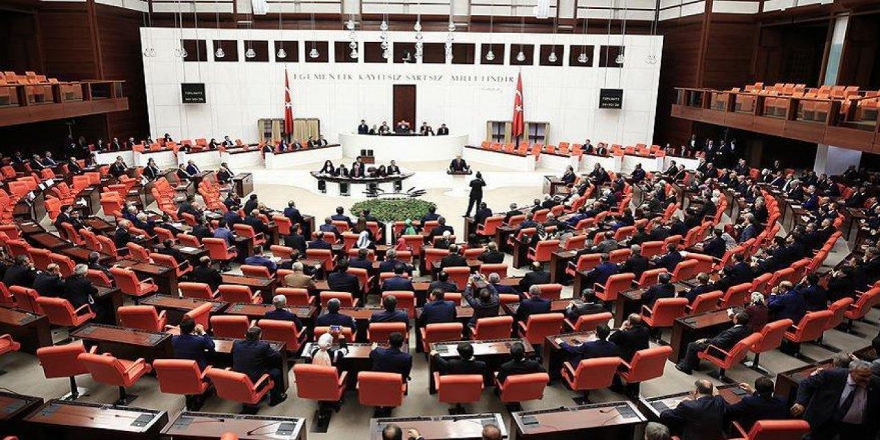 Hedef ilk 4 madde! Uzmanlar "yeni anayasa" çalışmalarını değerlendirdi!