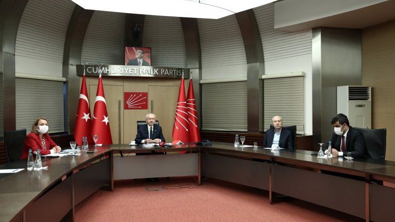 Kemal Kılıçdaroğlu'ndan AKP'ye: Hem desteklemiyor hem de korumuyor