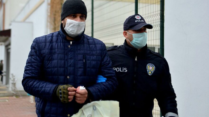 ‘Pes’ dedirten iddia! Korona hastasından satın alıp patronunun çayına karıştırdı