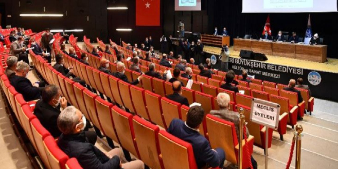 AKP ve MHP ranta "evet" dedi! "Peşkeş çekilecek" Bağışlanan arazideki okulu ahıra dönüştüren AKP, şimdi de villa yapacak!