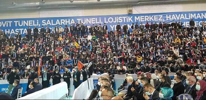 Koronavirüse rağmen tıklım tıklım yapılan AKP il kongresi tepki çekmişti... Kongreden ilginç bir haber geldi!