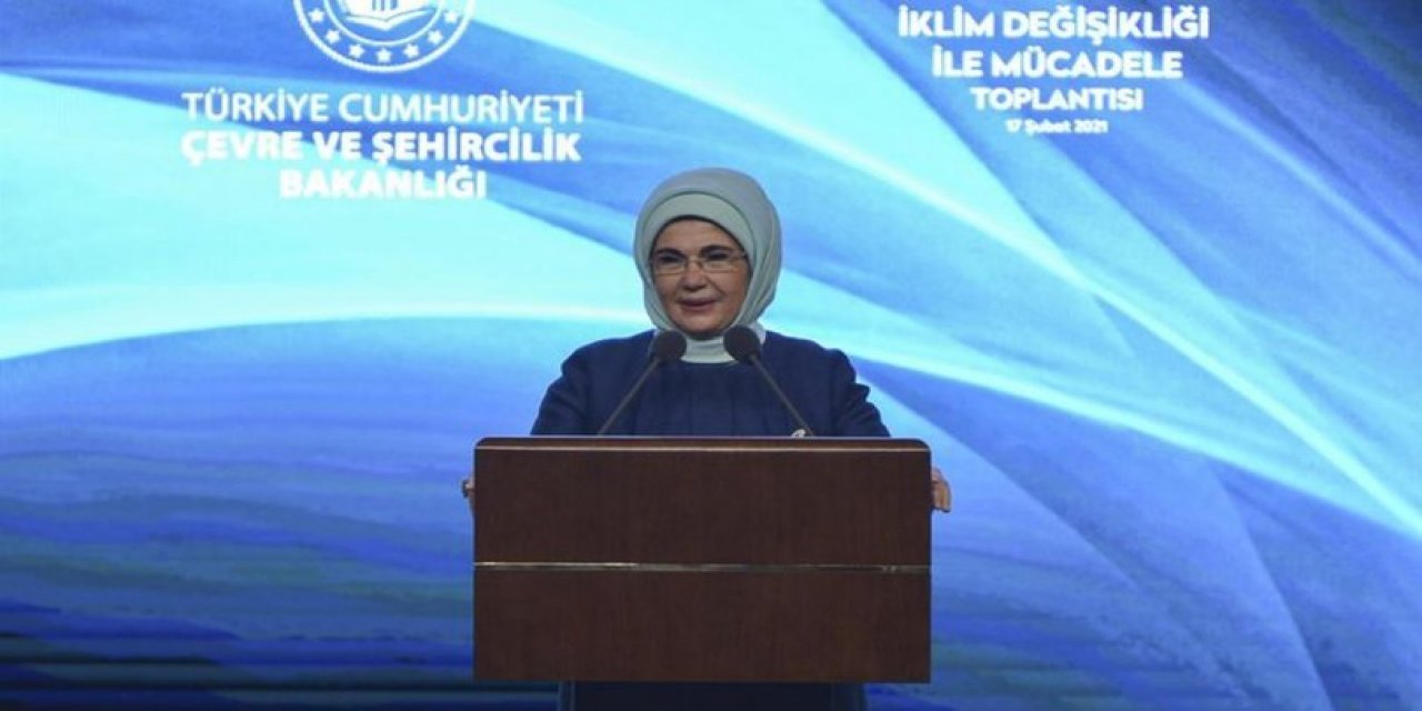 Emine Erdoğan bir kez daha uyardı: Son dönemeçteyiz, gidişatı değiştirebilecek son 10 yılımız var!