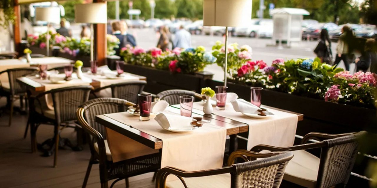 Restoran ve kafelerin açılma kriteri ne olacak? "Kademeli normalleşme"nin detayları belli olmaya başladı...