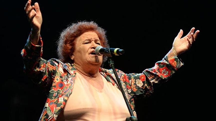 Selda Bağcan'dan çıplak arama açıklaması: Üç defa hapse girdim...