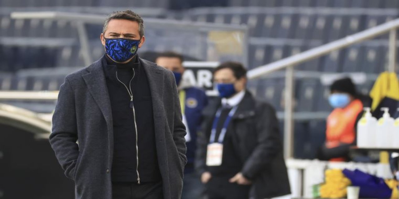 Ali Koç sahaya indi, açıklama yaptı!