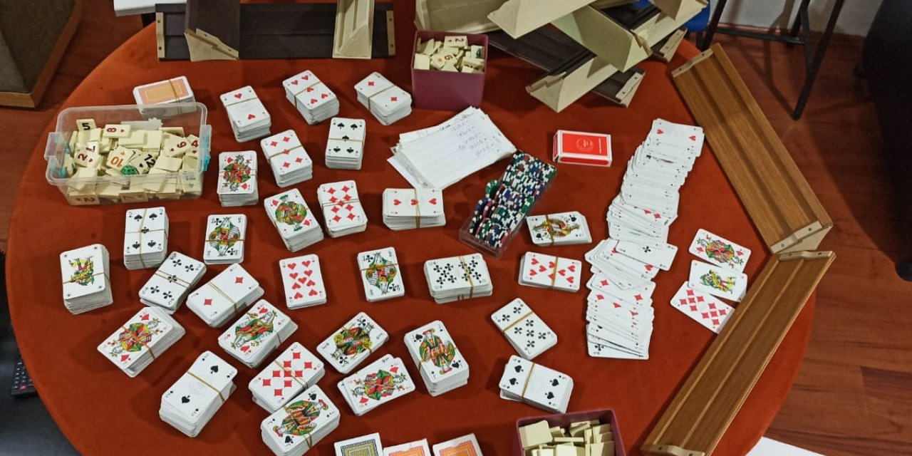 Bolu'da, evde kumar oynayan 4 kişiye para cezası