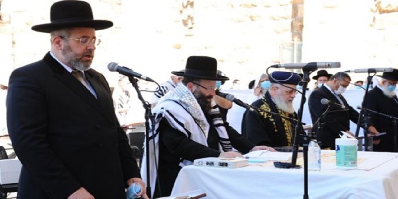 İsrailli hahamlar ve büyük elçi Friedman, Trump'a özel 'şifa duası'