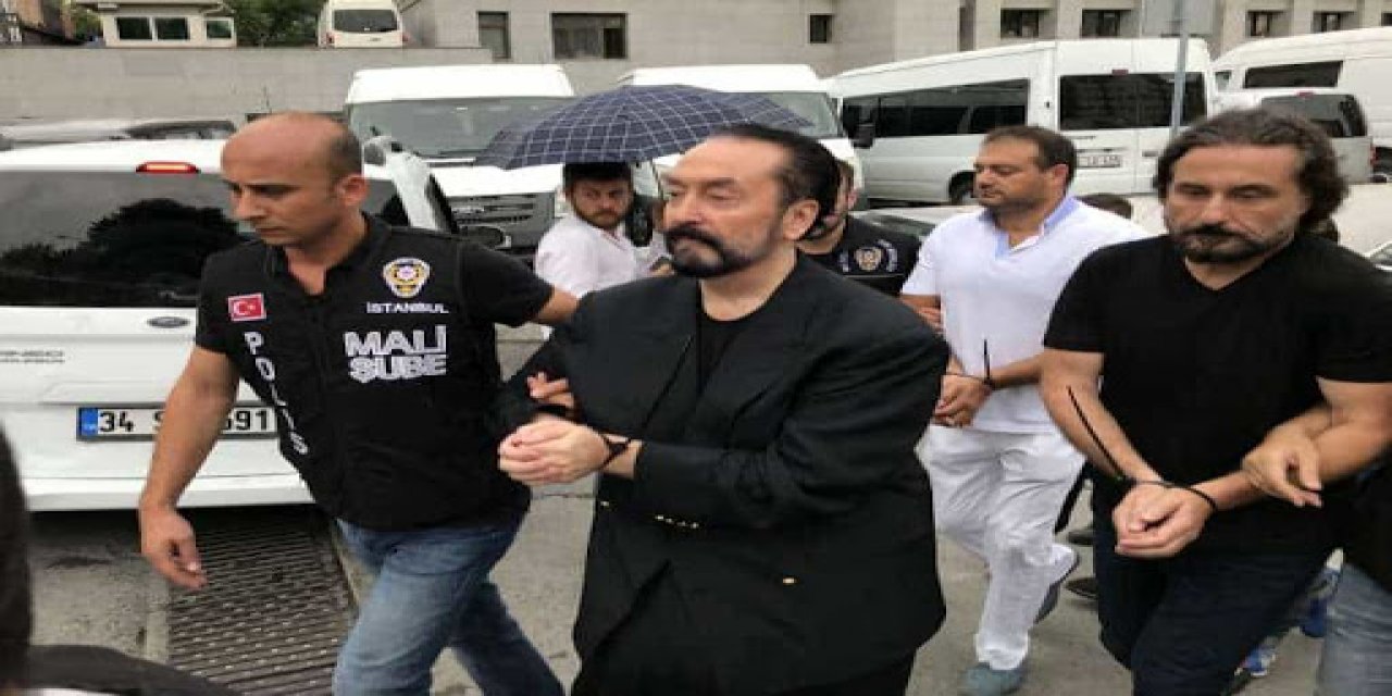 Bakanları aramaya çalışmışlar... Barış Terkoğlu, Adnan Oktar örgütüyle ilgili inanılmaz bilgiler paylaştı!