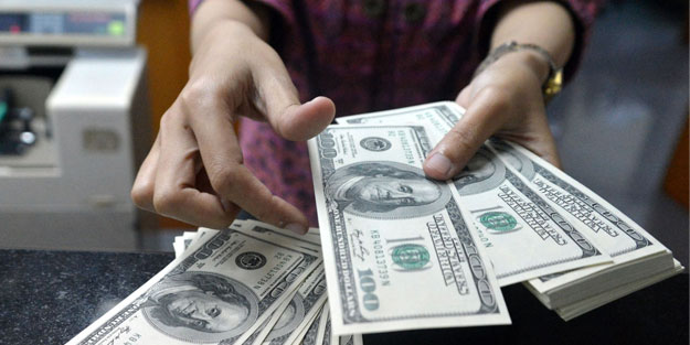 Ünlü ekonomist uyardı... Dövizde neler olacak?