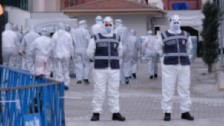 Antalya'da koronavirüs alarmı: 55 nokta karantina altında