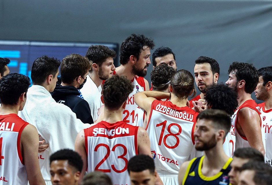 A Milli Erkek Basketbol Takımı son maçında Hırvatistan'ı devirdi